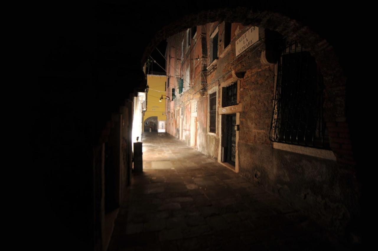 Calle De La Comare Венеція Екстер'єр фото